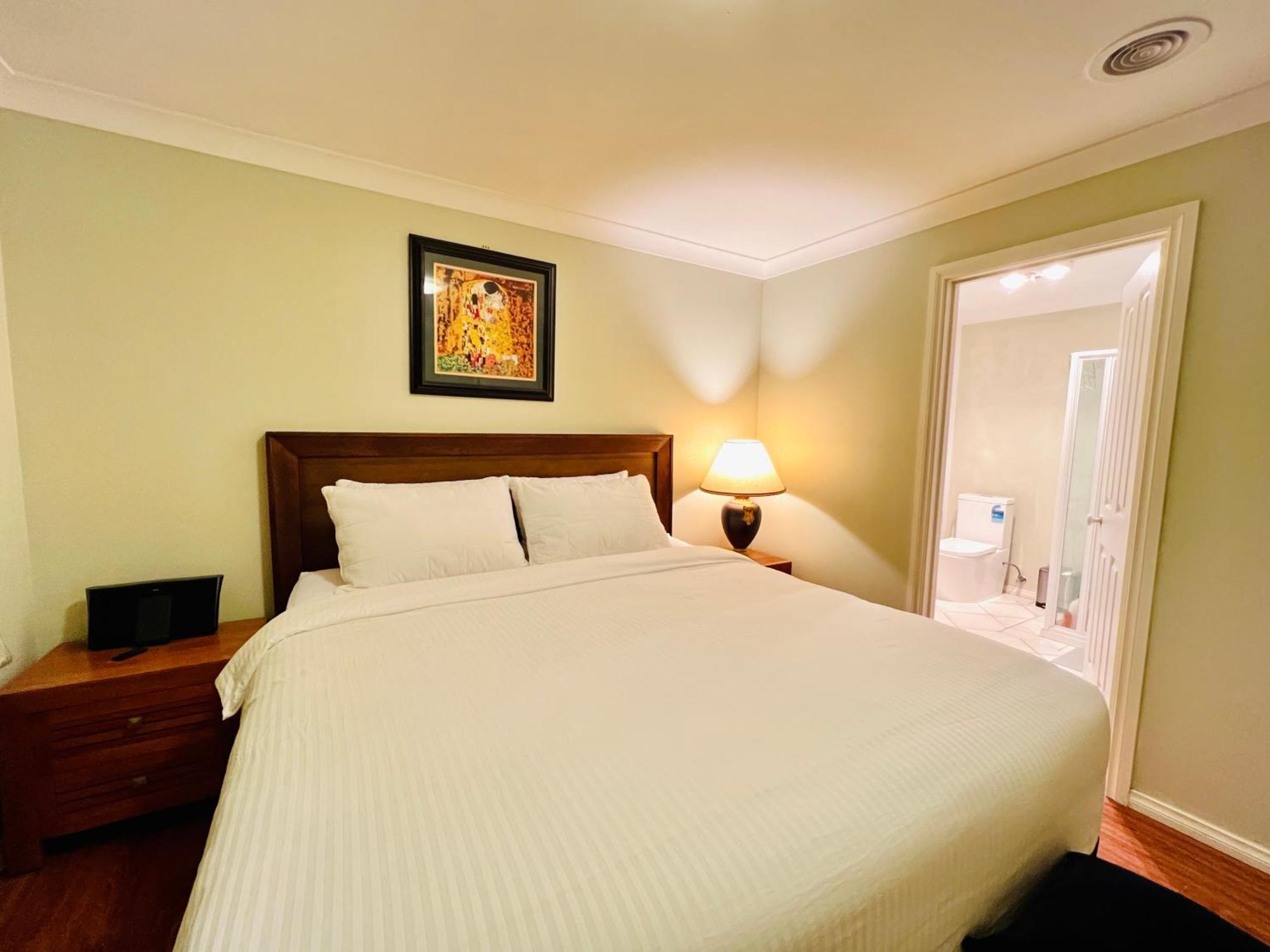 Spacious 6 Bedroom Holiday Home 15 Min Away From Melbourne Airport Sydenham Buitenkant foto