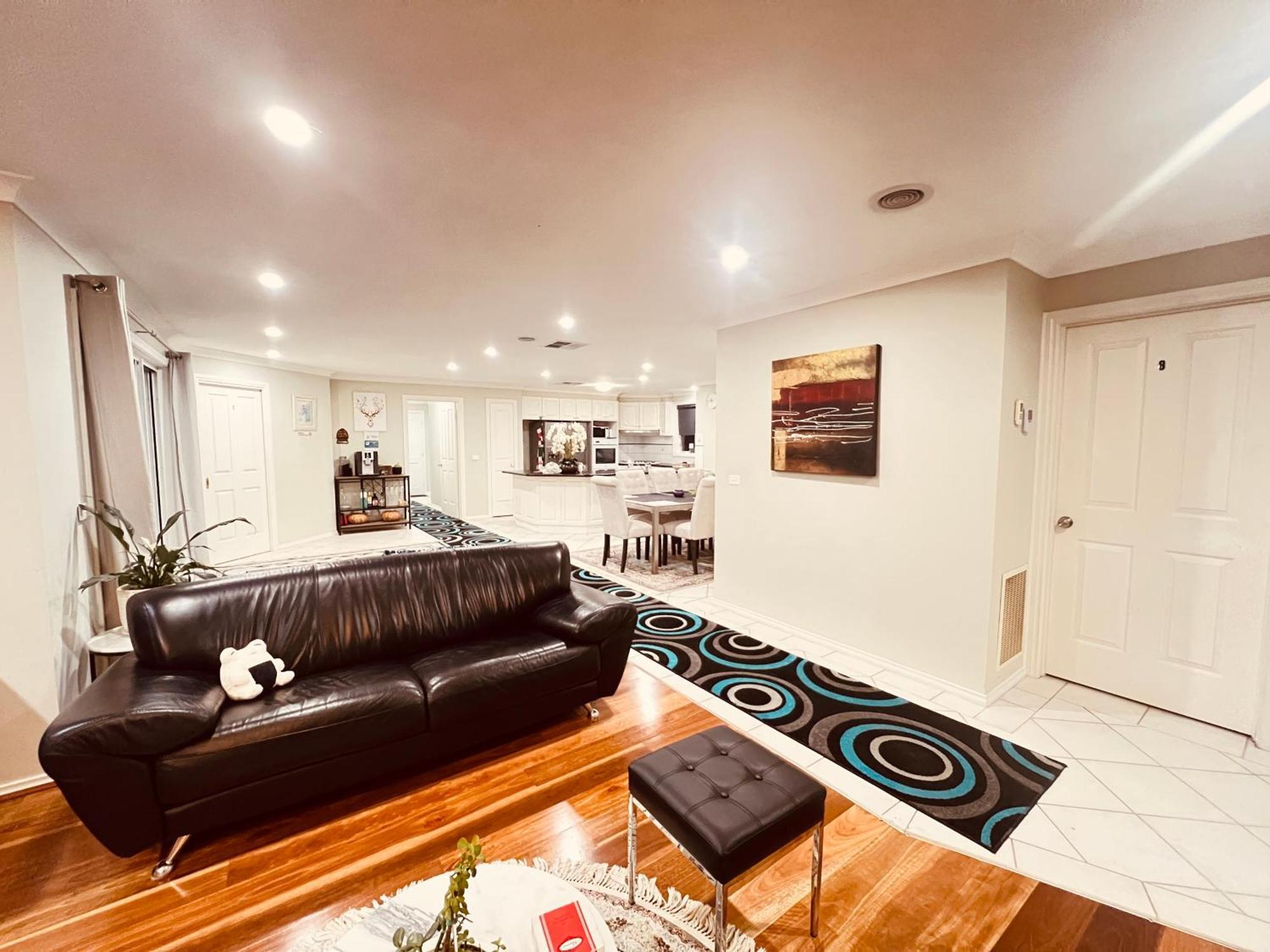 Spacious 6 Bedroom Holiday Home 15 Min Away From Melbourne Airport Sydenham Buitenkant foto