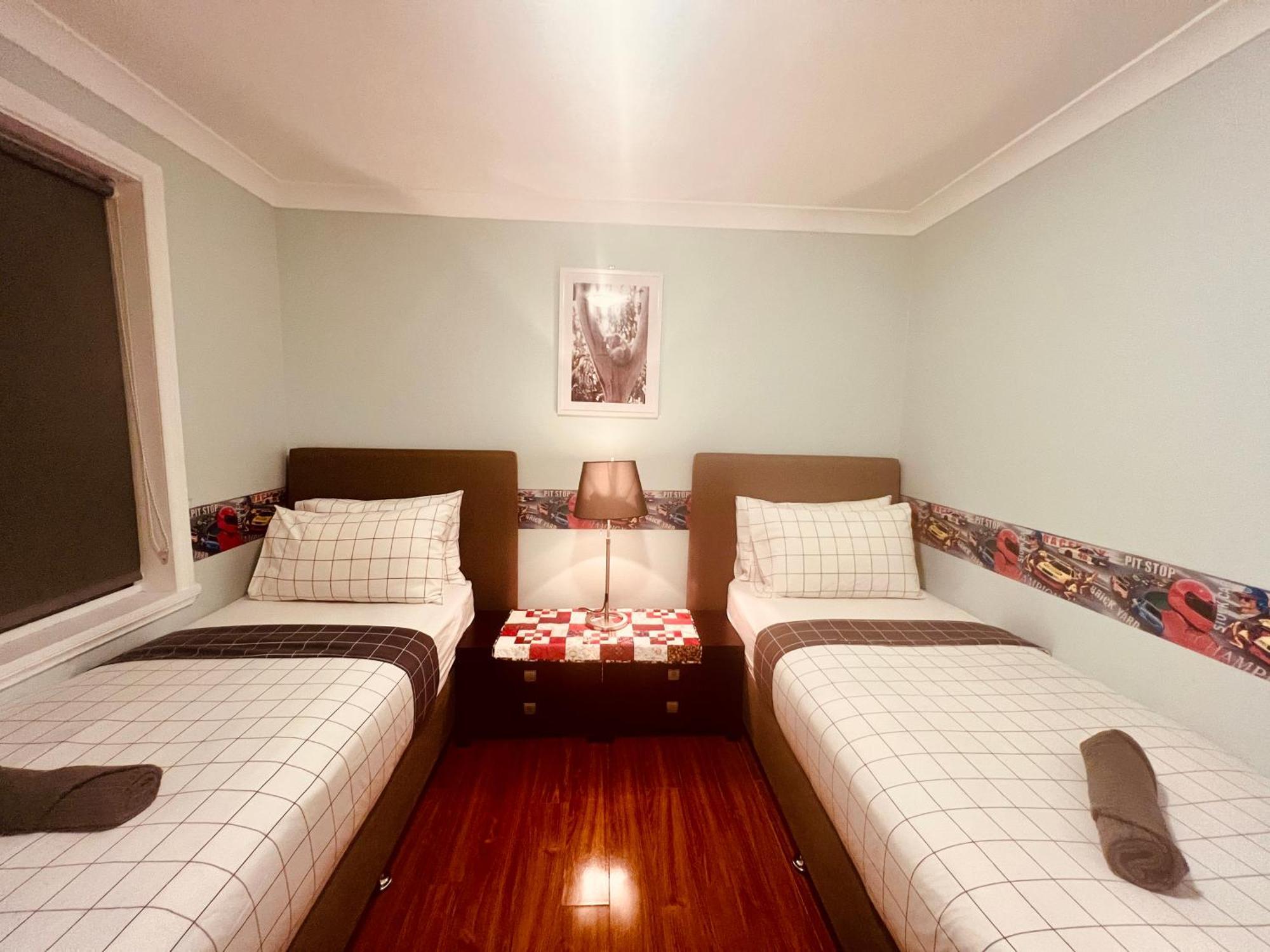 Spacious 6 Bedroom Holiday Home 15 Min Away From Melbourne Airport Sydenham Buitenkant foto